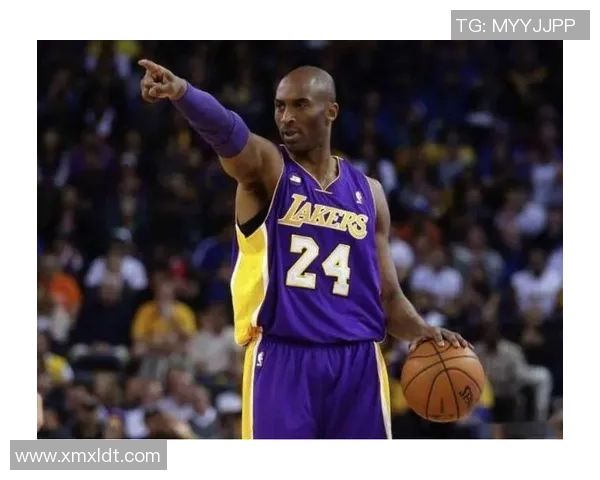 勒布朗詹姆斯与科比布莱恩特的传奇对决与篮球时代的巅峰较量