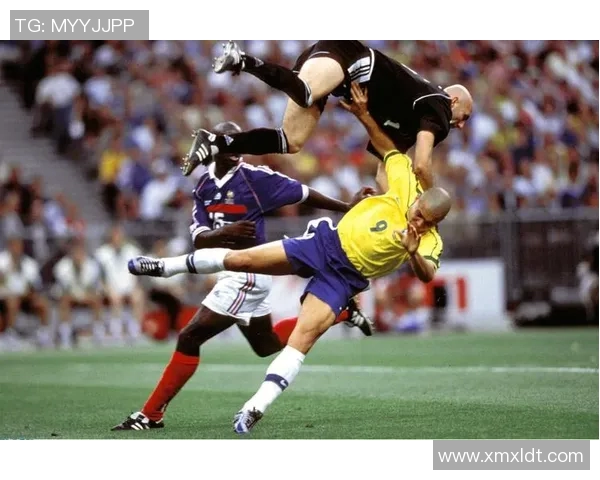 塔里斯卡的传奇之路：从青涩少年到足球巨星的成长历程