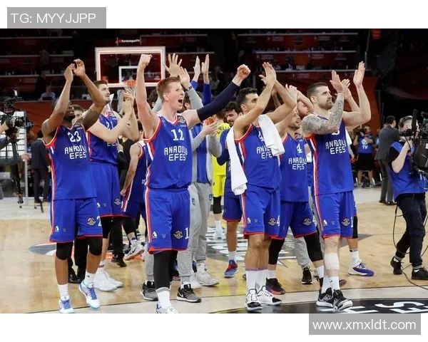 任骏飞领衔球队奋勇争先展现篮球魅力助力赛季辉煌成就