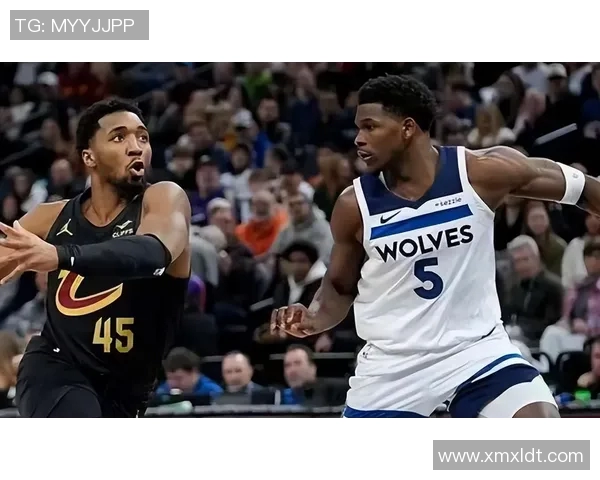 2020年森林狼与猛龙激战回顾精彩瞬间与赛季亮点分析