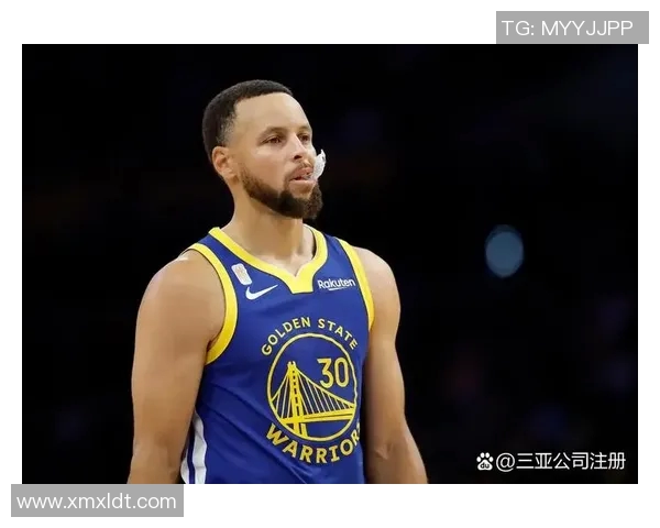 11月22日勇士对阵雷霆精彩比赛录像回顾与分析